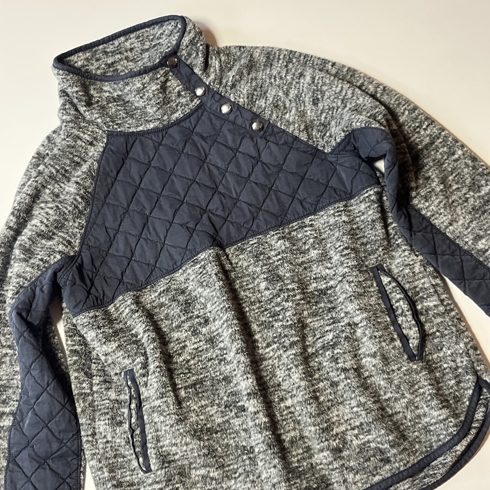 Abercrombie & Fitch Asymmetrical Snap Fleece Pullover Grey Navy Quilted Medium‎